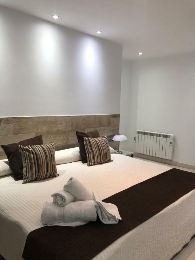 Hotel Tres Estrellas Casa Maribona Gela El Puente  Екстериор снимка