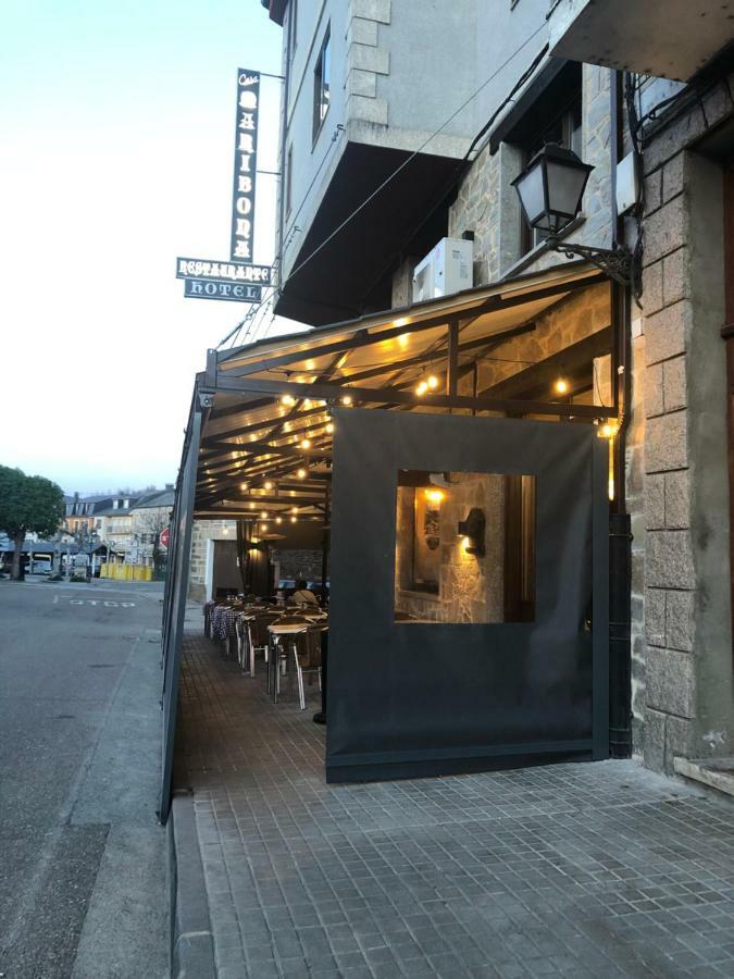 Hotel Tres Estrellas Casa Maribona Gela El Puente  Екстериор снимка