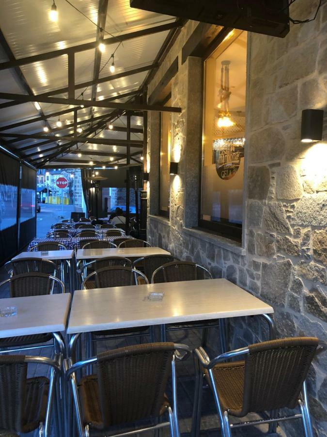 Hotel Tres Estrellas Casa Maribona Gela El Puente  Екстериор снимка